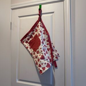 Heart Pattern Apron Set